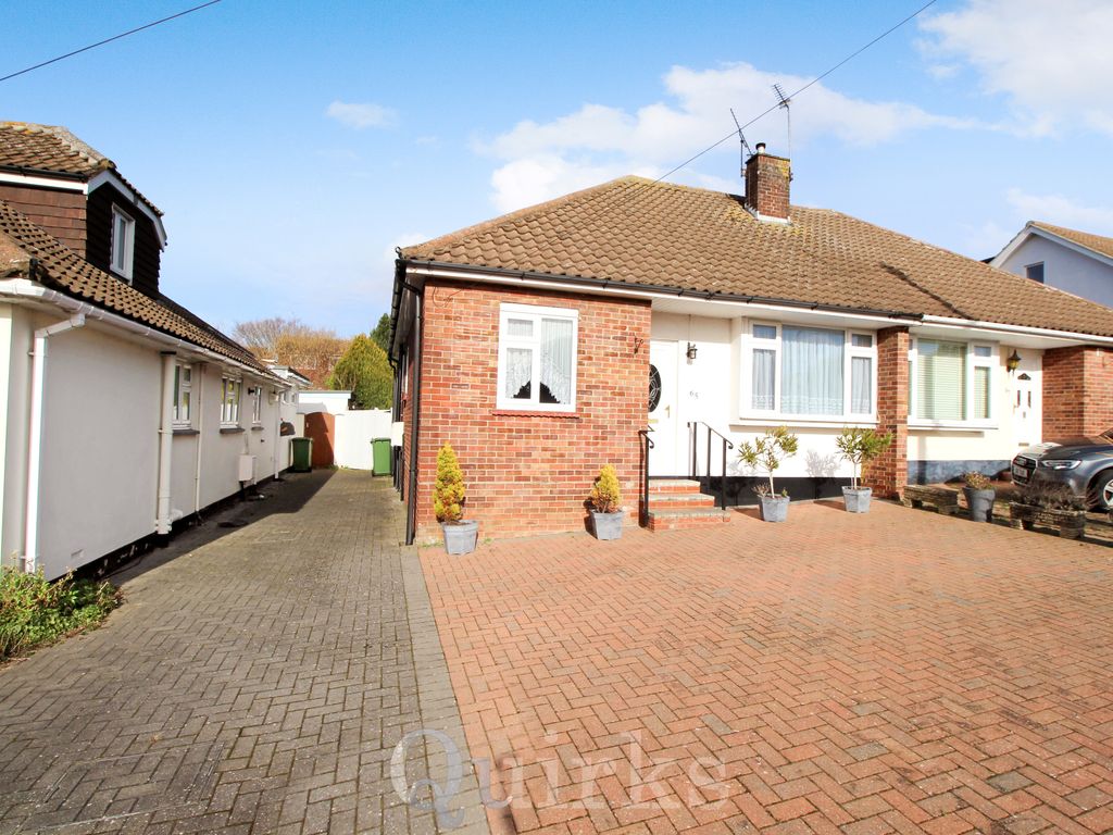 2 bed detached bungalow for sale in Hunts Mead, Billericay CM12 Zoopla