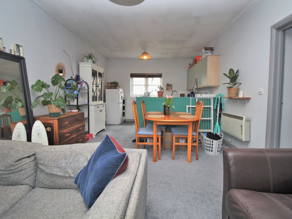 1 bed flat for sale in Beaconsfield Road, Brighton BN1, £225,000 Zoopla