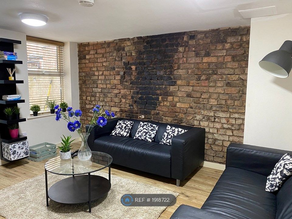 6 bed terraced house to rent in Empress Road, Kensington, Liverpool L7