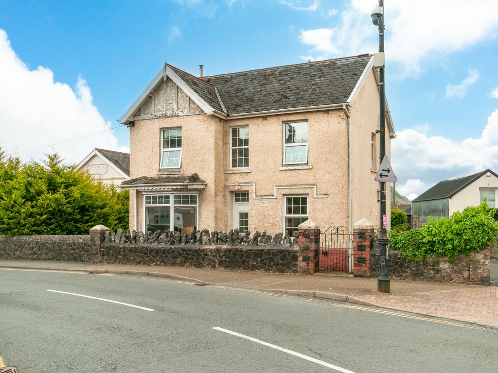 3 bed detached house for sale in Station Road, Ystradgynlais, Swansea