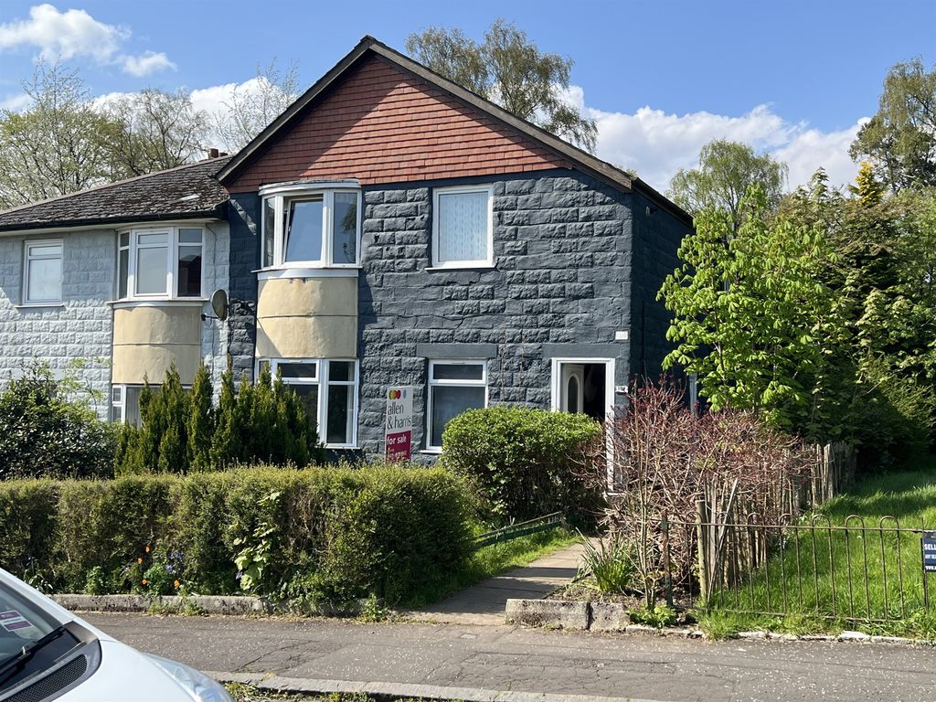 3 bed flat for sale in Glencroft Road, Croftfoot, Glasgow G44, £105,000