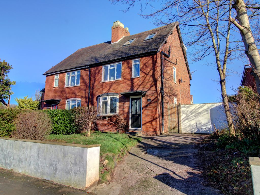 4 bed semidetached house for sale in Wheel Lane, Lichfield WS13, £
