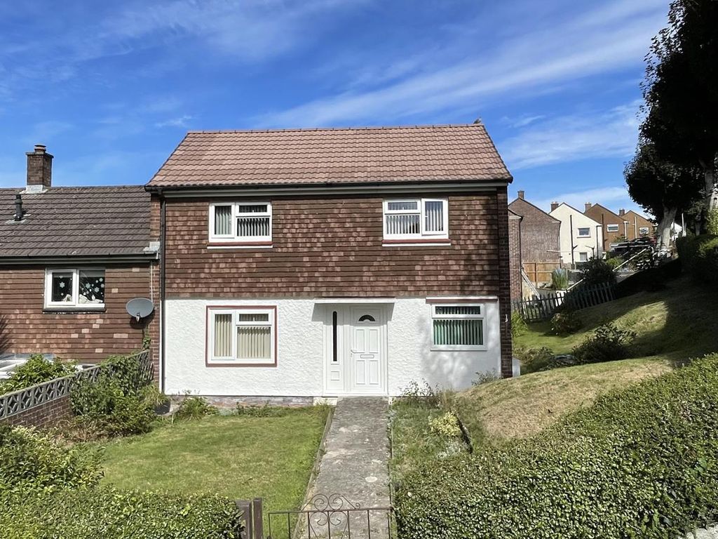 2 bed end terrace house for sale in Kirkwall Road, Crownhill, Plymouth