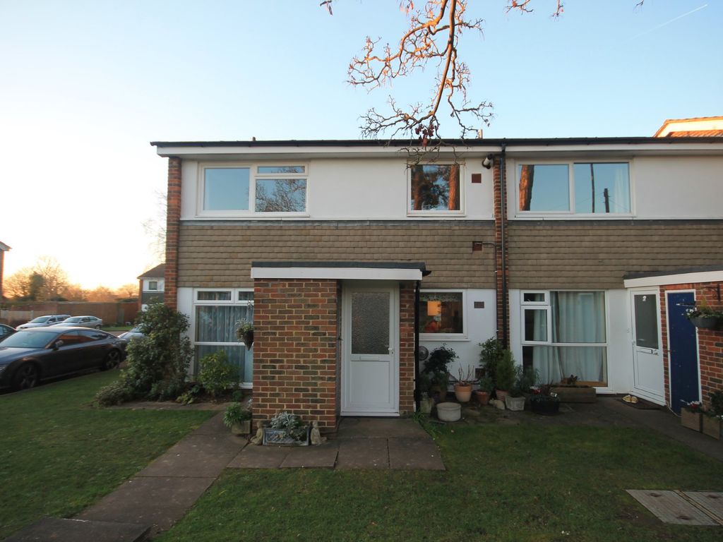 2 bed to rent in Timberhill, Ashtead KT21 Zoopla
