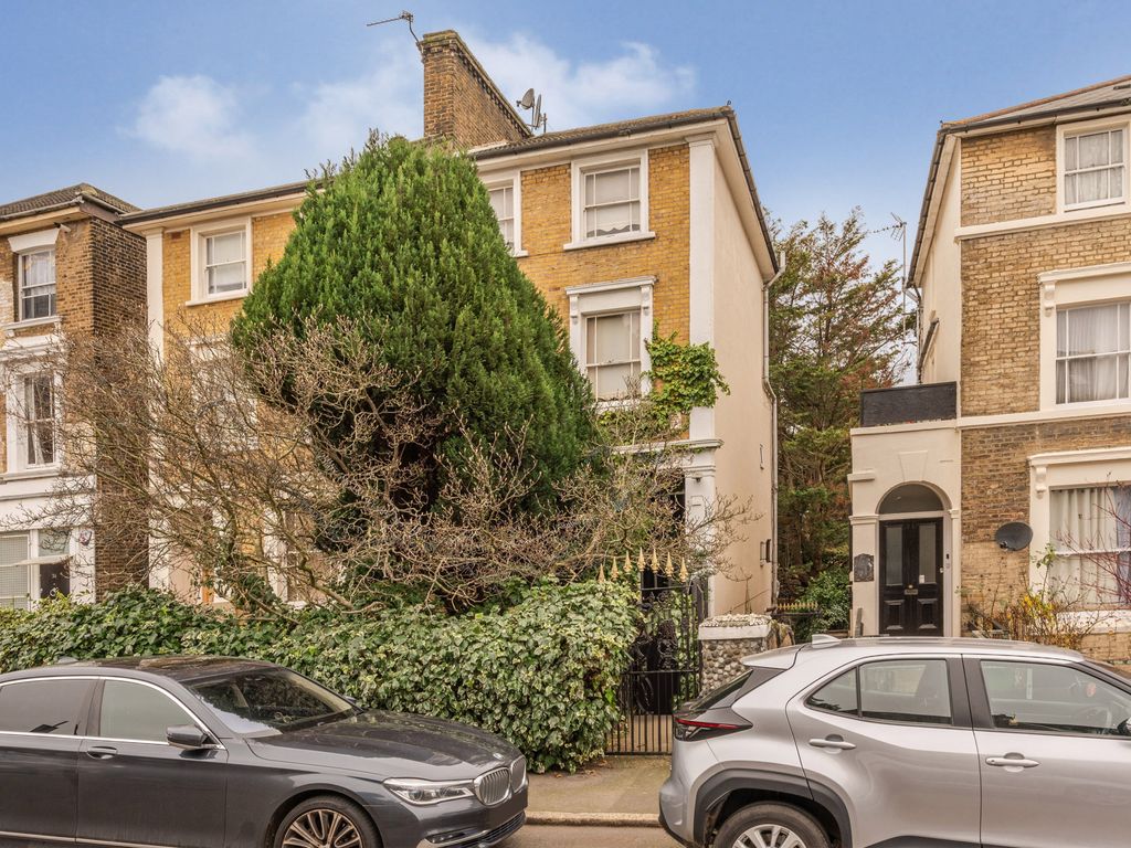 5 bed semidetached house for sale in Upper Brockley Road, London SE4