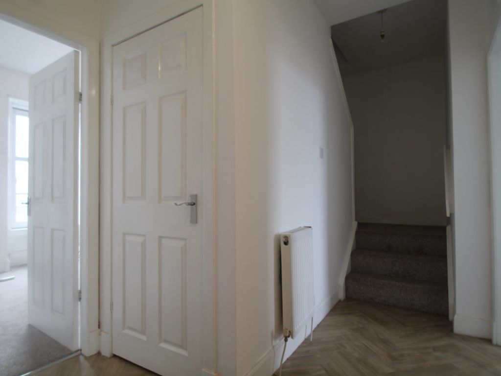 3 bed maisonette to rent in Strathmartine Road, Dundee DD3 - Zoopla