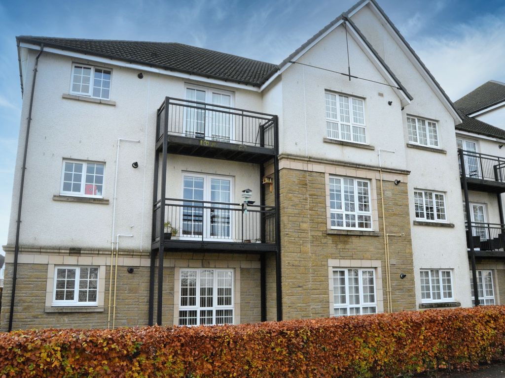 2 bed flat for sale in Crown Crescent, Larbert, Stirlingshire FK5, £