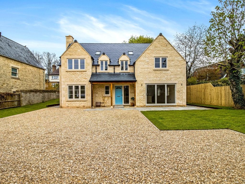 4 bed detached house for sale in London Mews, Cirencester