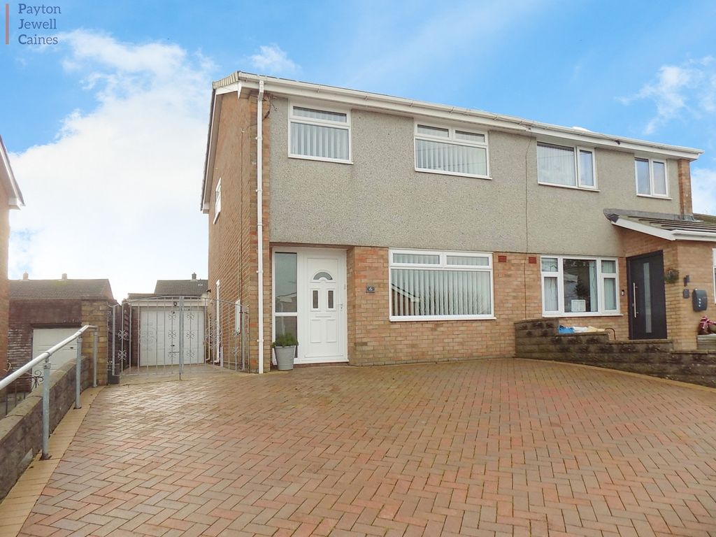 3 bed semidetached house for sale in Heol Y Deryn Ddu, Llangewydd