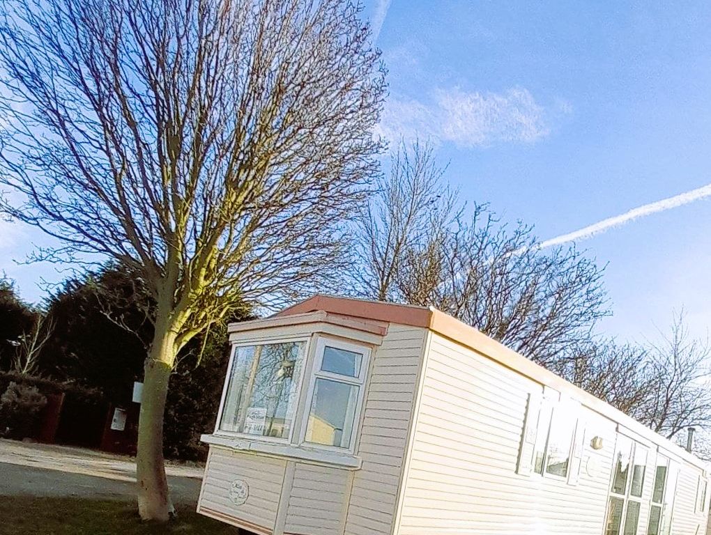 2 bed property for sale in Plough Road, Minster On Sea, Sheerness ME12