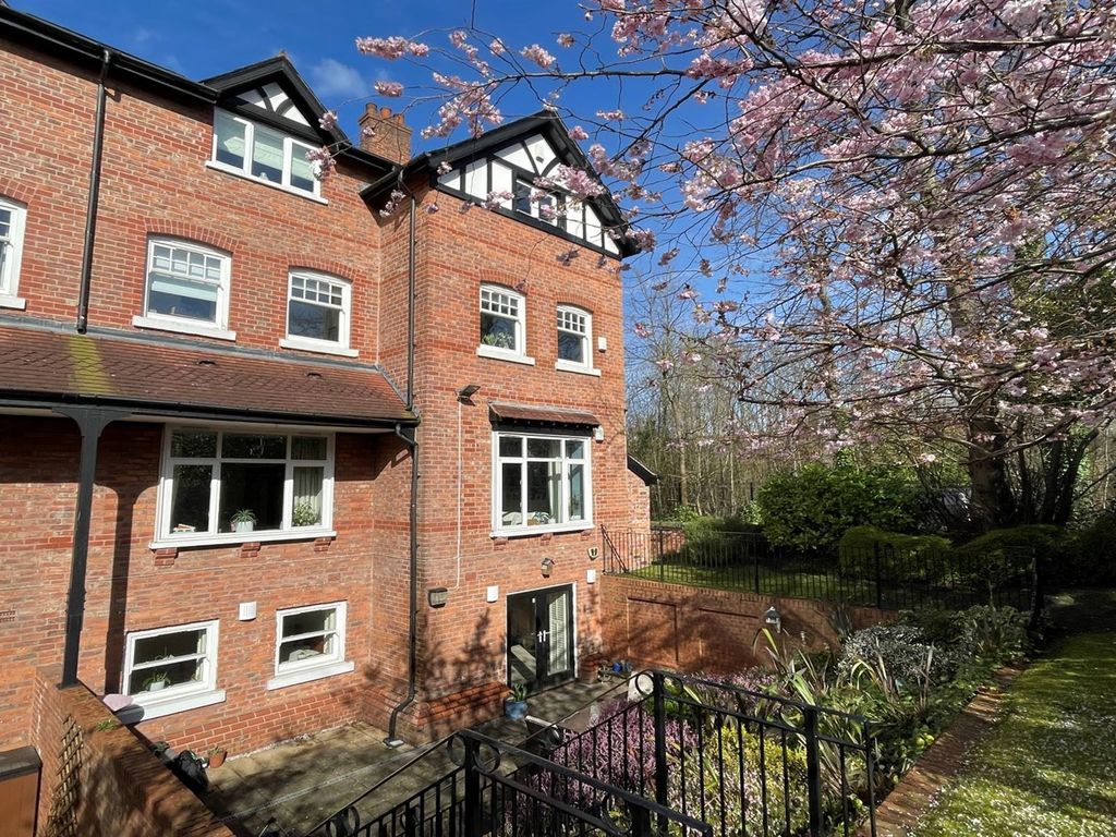 2 bed flat for sale in Burton Road, West Didsbury, Didsbury, Manchester