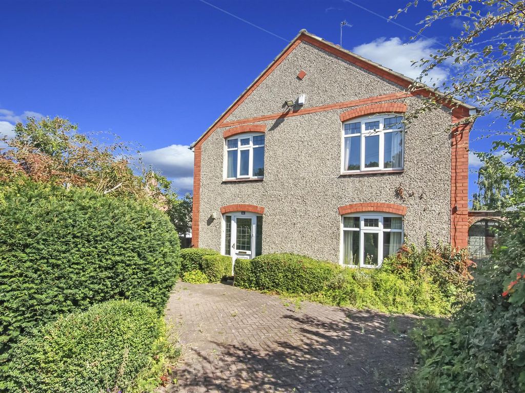 3 bed detached house for sale in Nest Lane, Wellingborough NN8, £400,000 Zoopla