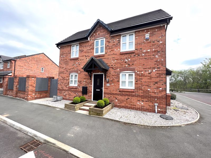 3 bed semidetached house to rent in Virginia Drive, Pendlebury