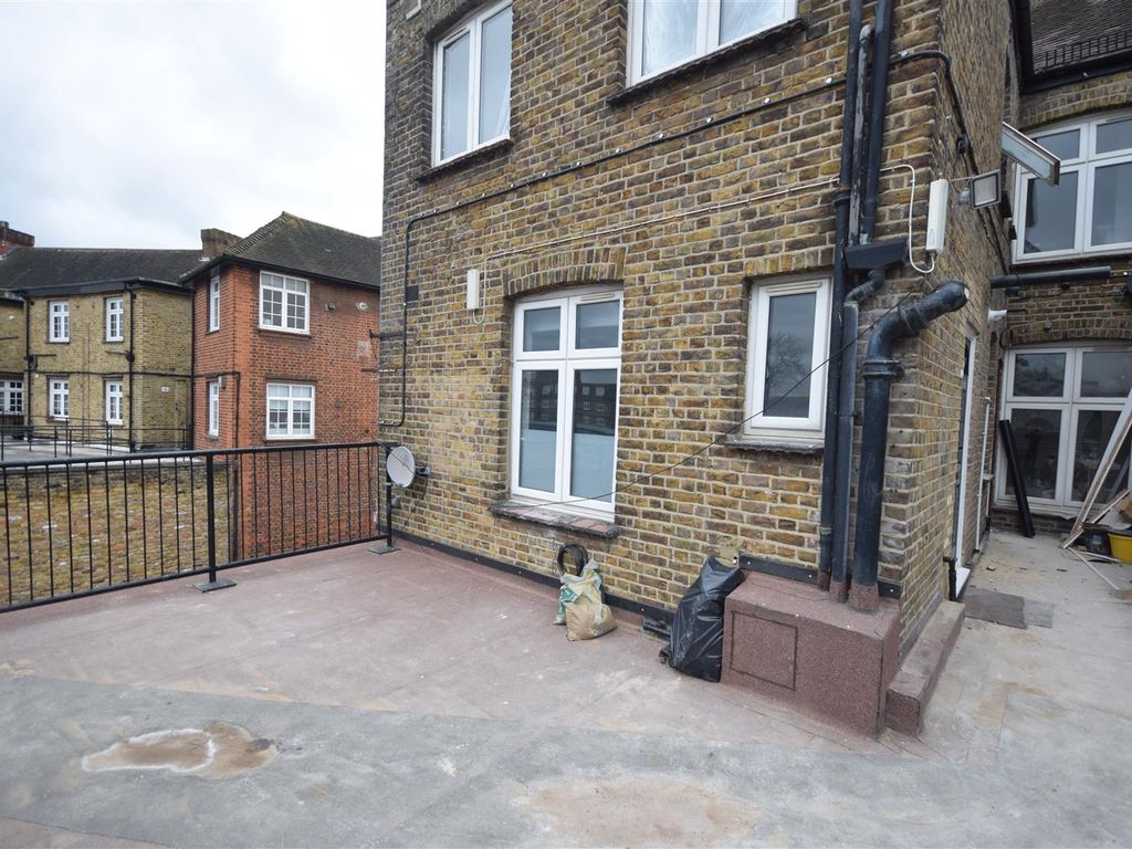 Studio to rent in King Street, Twickenham TW1 Zoopla