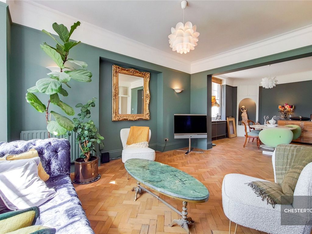 Arlington Park Mansions, Sutton Lane North, Chiswick, London W4