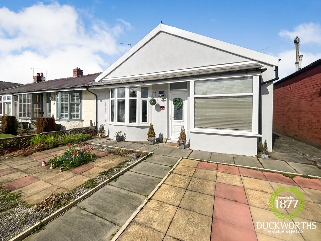 2 bed bungalow for sale in Cheltenham Avenue, Accrington BB5, £170,000