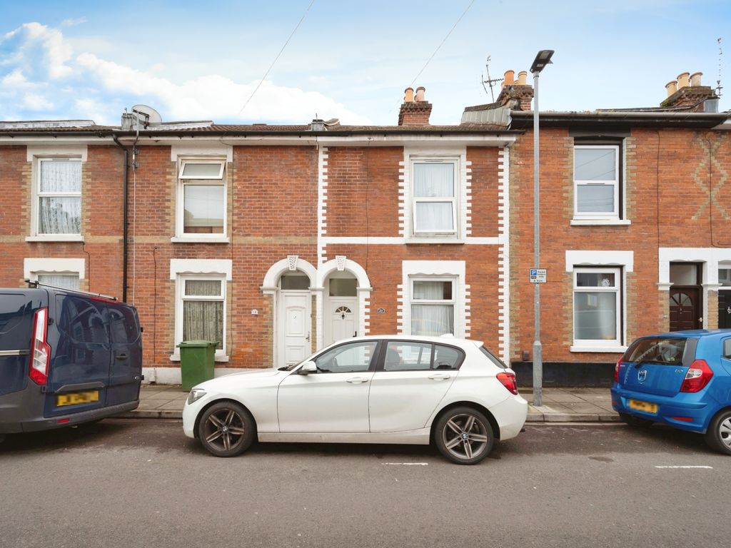 2 bed terraced house for sale in Percy Road, Southsea, Hampshire PO4, £