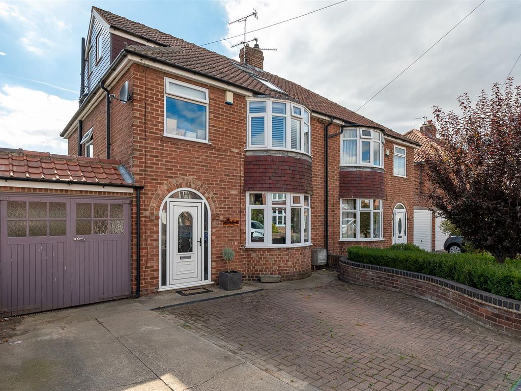 4 bed semidetached house for sale in Manor Way, Rawcliffe, York YO30