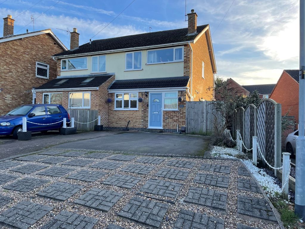 3 bed semidetached house for sale in Old Mill Road, Broughton Astley