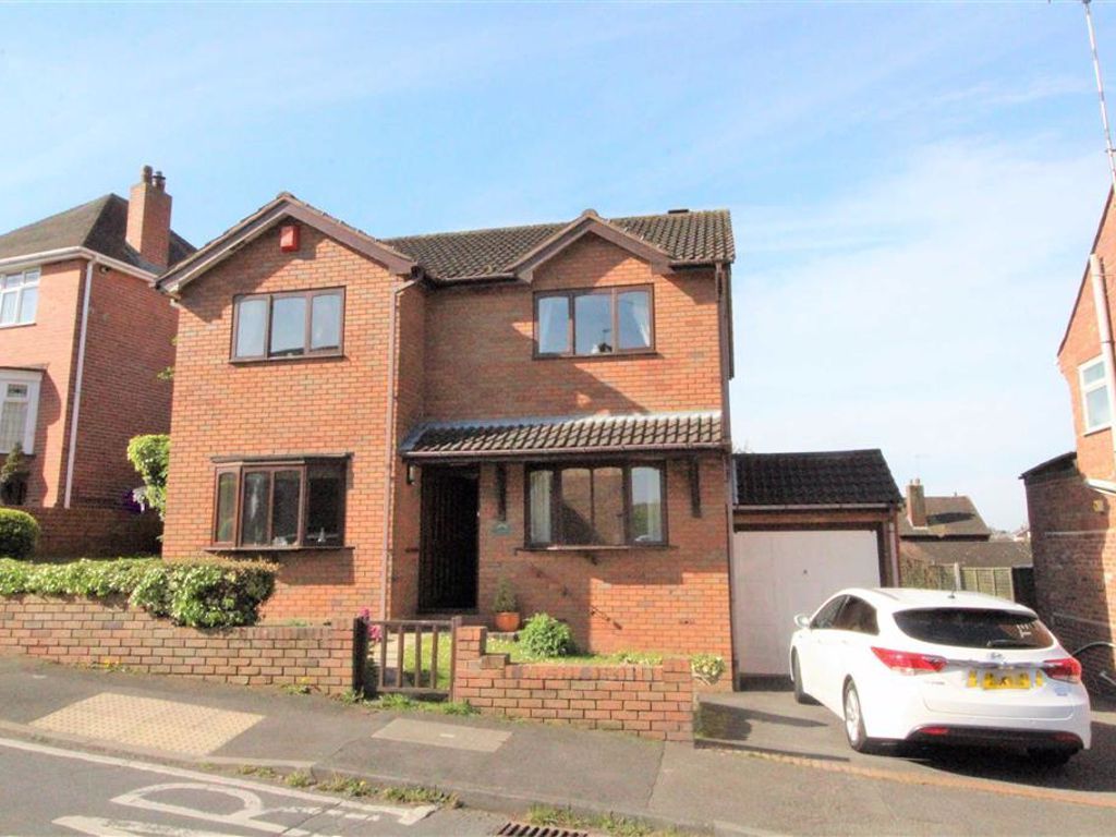 3 bed detached house for sale in Bank Road, Gornal Wood, Dudley DY3