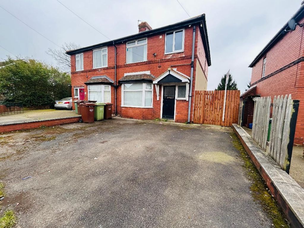 1 bed flat to rent in Orchard Head Lane, Pontefract WF8, £475 pcm Zoopla