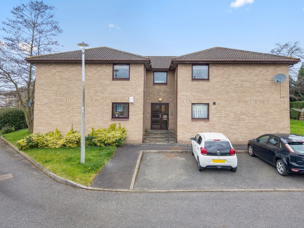 1 bed flat for sale in 2/1 Larbourfield, Sighthill, Edinburgh EH11, £115,000 Zoopla