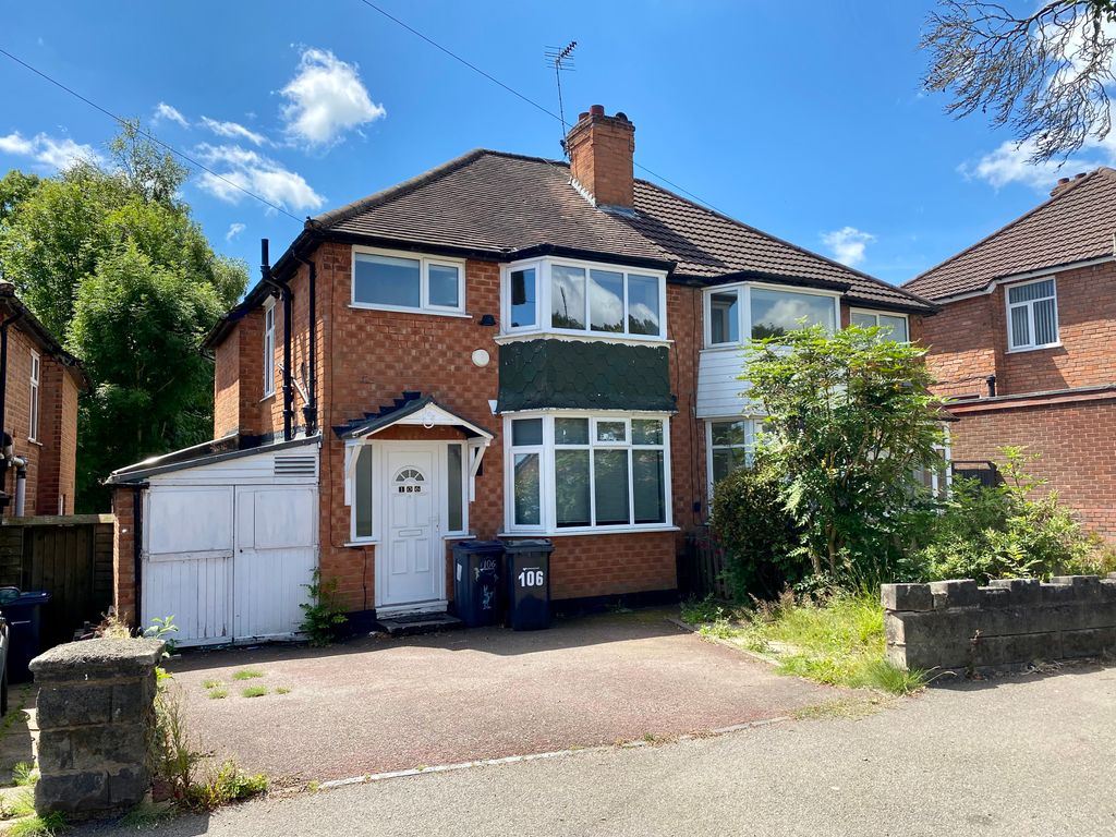 3 bed semidetached house for sale in West Park Avenue, Northfield