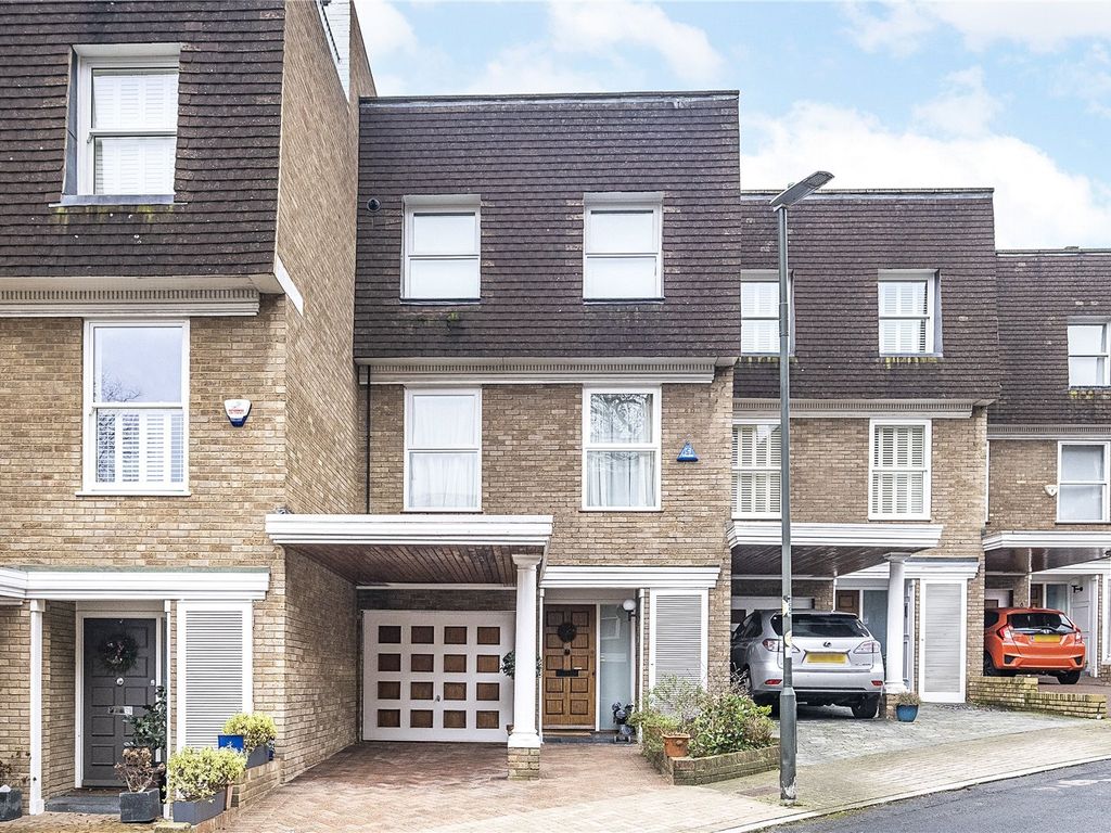 Welford Place, London SW19