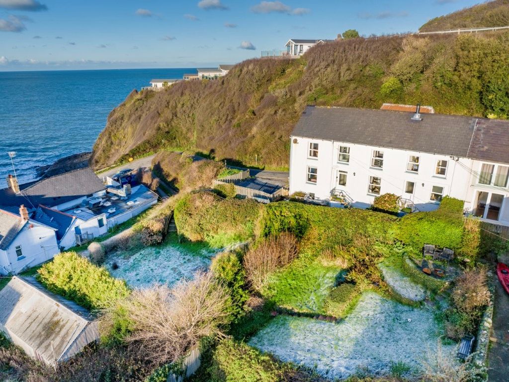 3 bed cottage for sale in Tresaith, Cardigan SA43 Zoopla