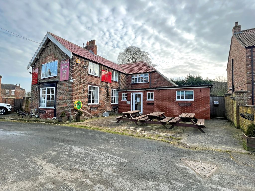 Pub/bar for sale in West Lutton, Malton YO17 - Zoopla