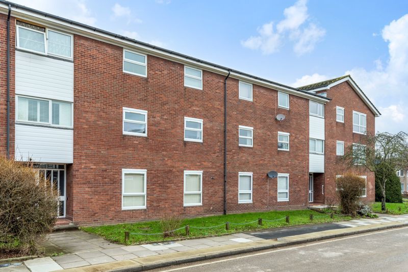 3 bed flat for sale in Greenwood Close, Sidcup DA15, £285,000 Zoopla
