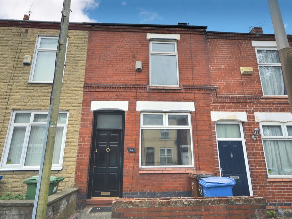 2 bed terraced house for sale in Denbigh Street, Stockport SK4 Zoopla