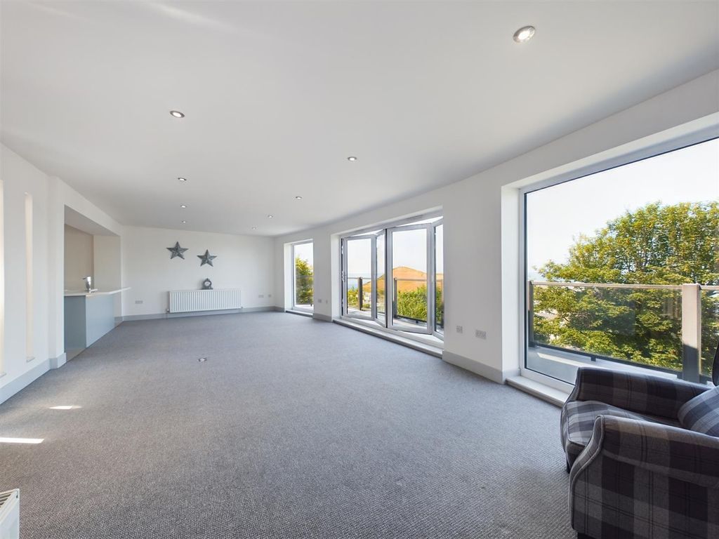 3 bed detached house for sale in Hillsborough Road, EX34