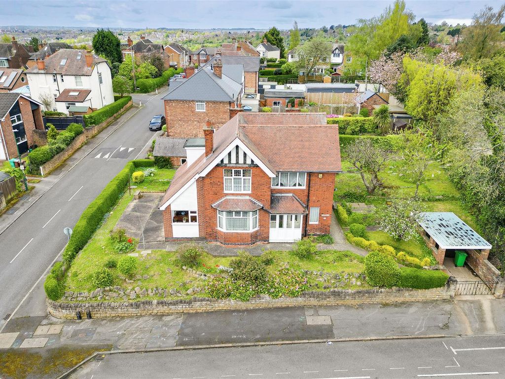 4 bed detached house for sale in Porchester Road, Thorneywood