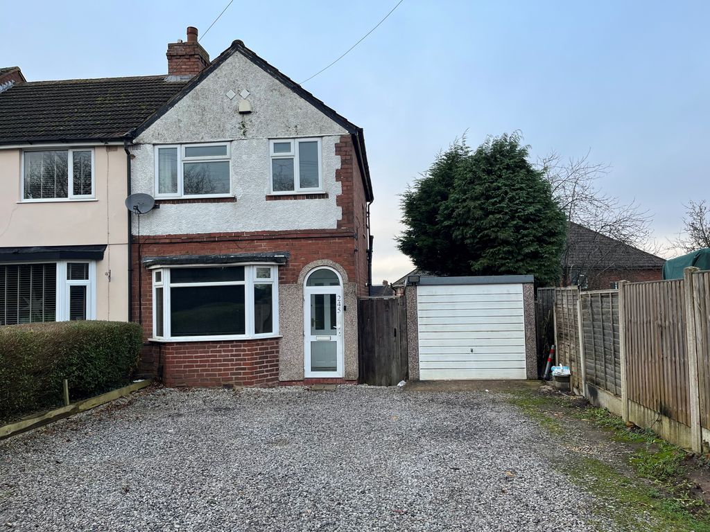 3 bed end terrace house to rent in Groveley Lane, Birmingham B31, £950