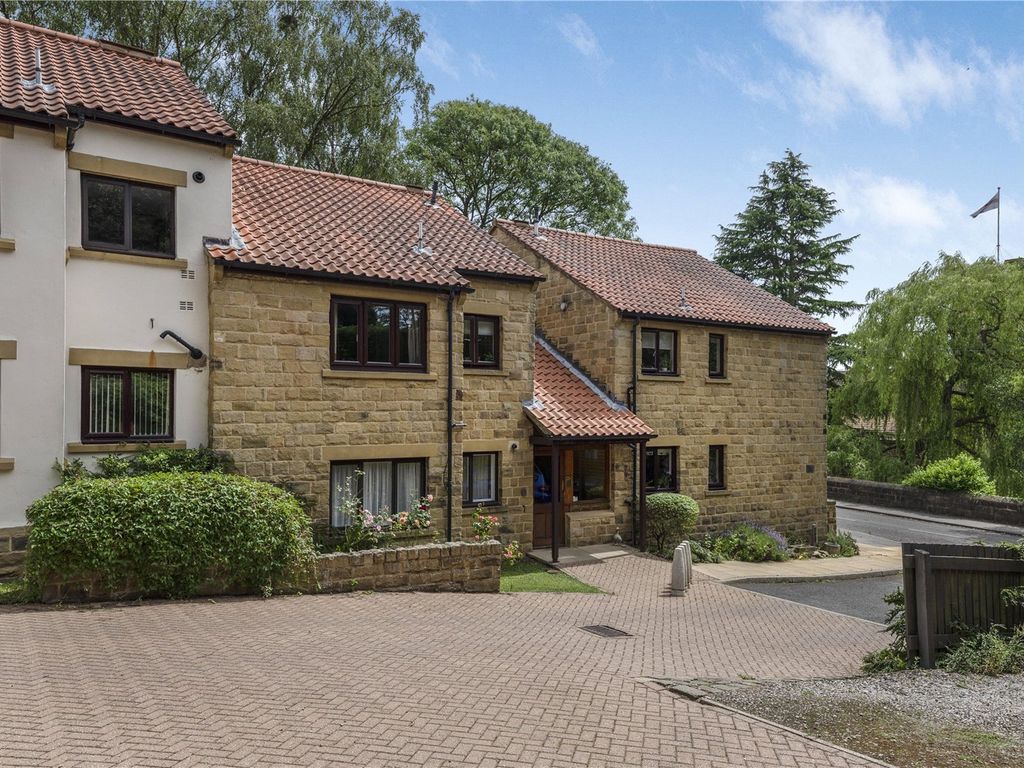 2 bed flat for sale in Russell Court, Bardsey LS17 Zoopla