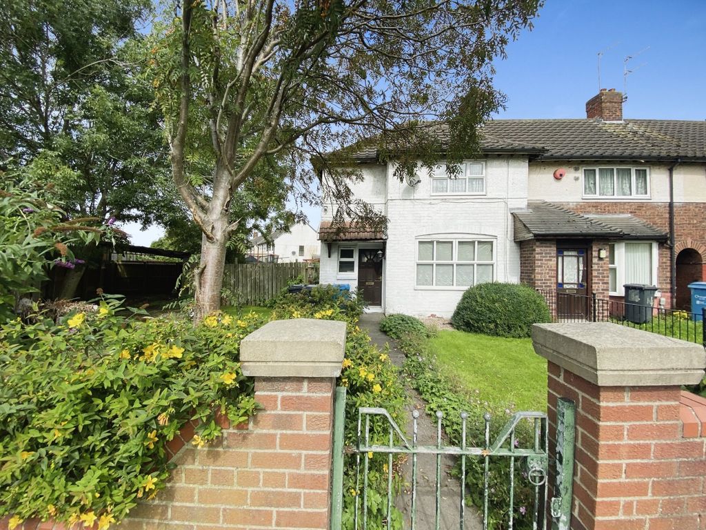 2 bed end terrace house for sale in Greenwood Avenue, Hull, East