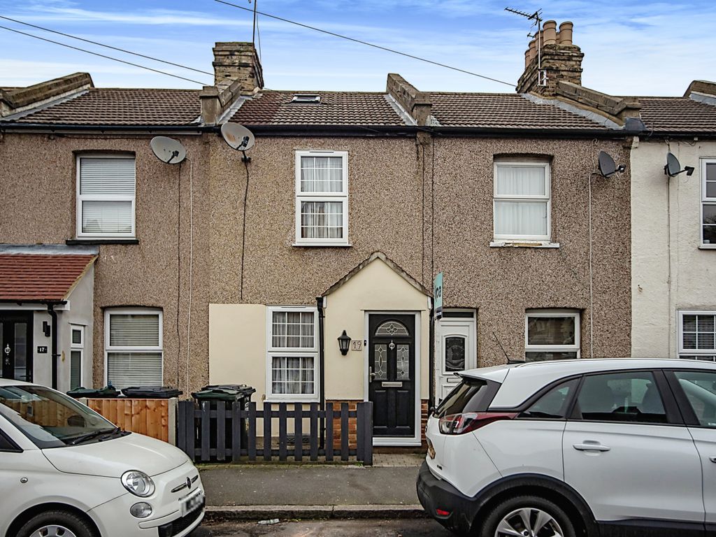 3 bed terraced house for sale in Waldeck Road, Dartford DA1, £300,000