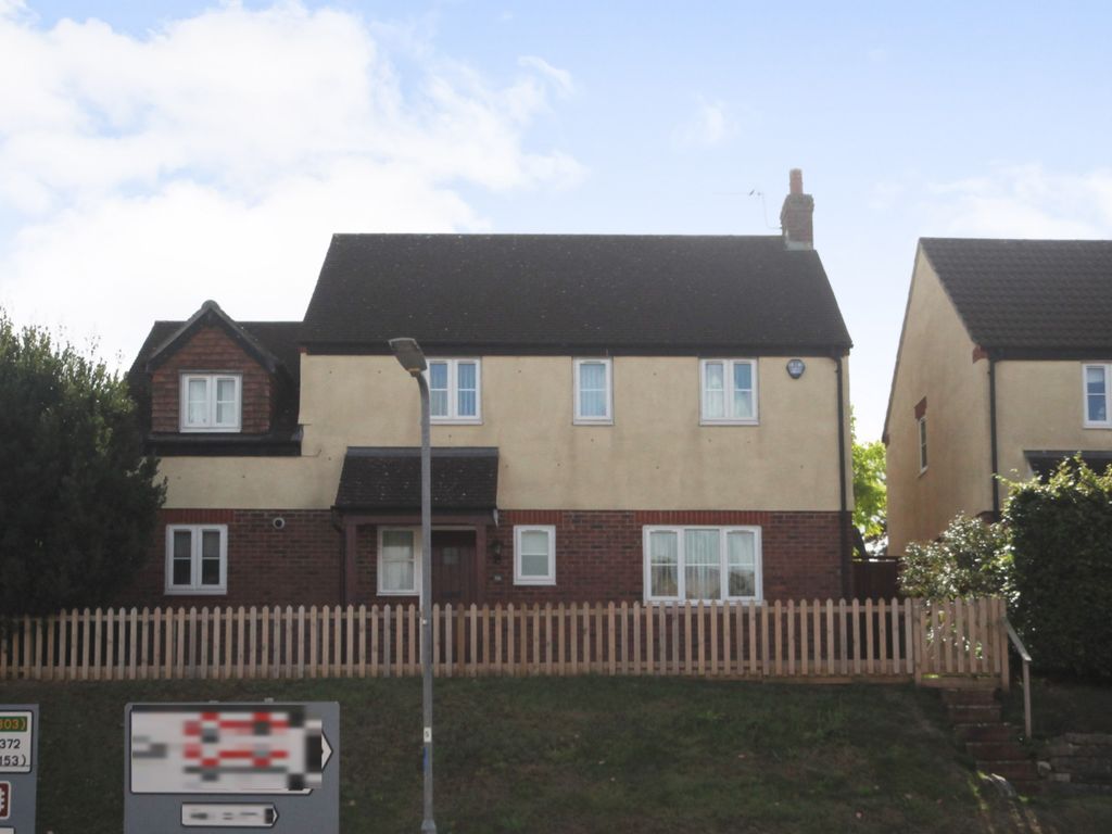 4 bed detached house for sale in The Beeches, Langport TA10 Zoopla