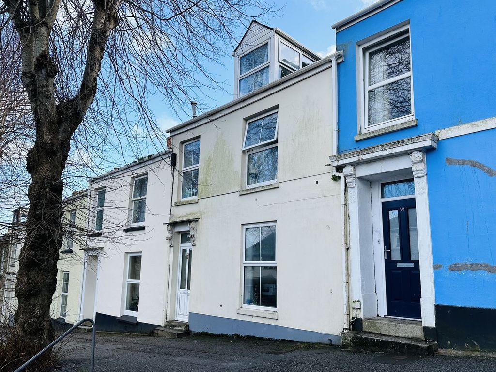 7 bed terraced house for sale in Killigrew Street, Falmouth TR11, £