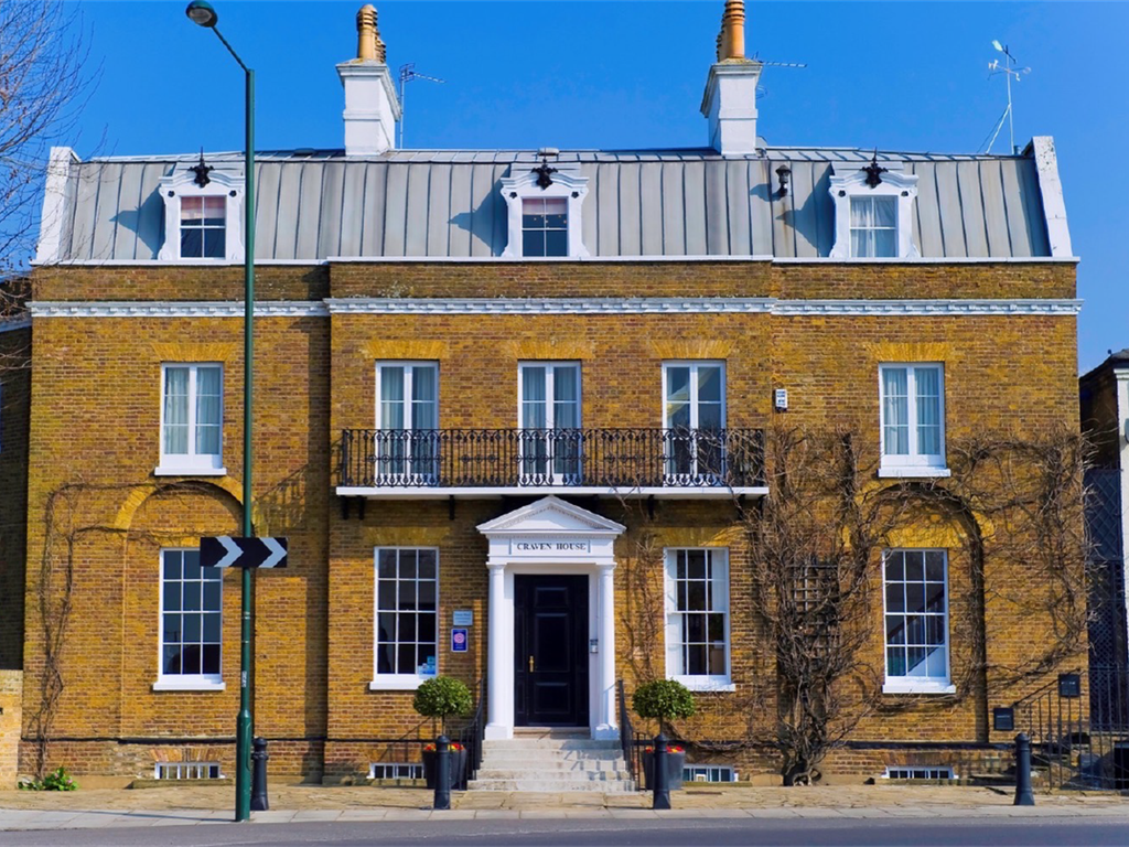 Studio to rent in Hampton Court Road, East Molesey KT8 Zoopla