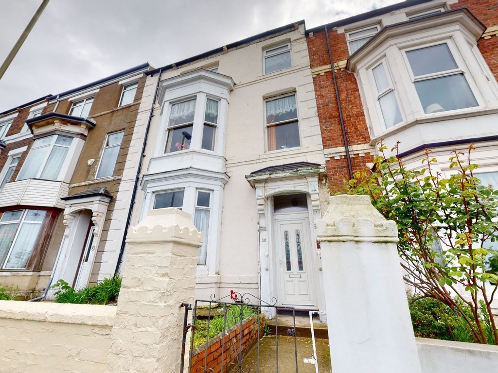 5 bed town house for sale in Sea View Terrace, South Shields NE33, £