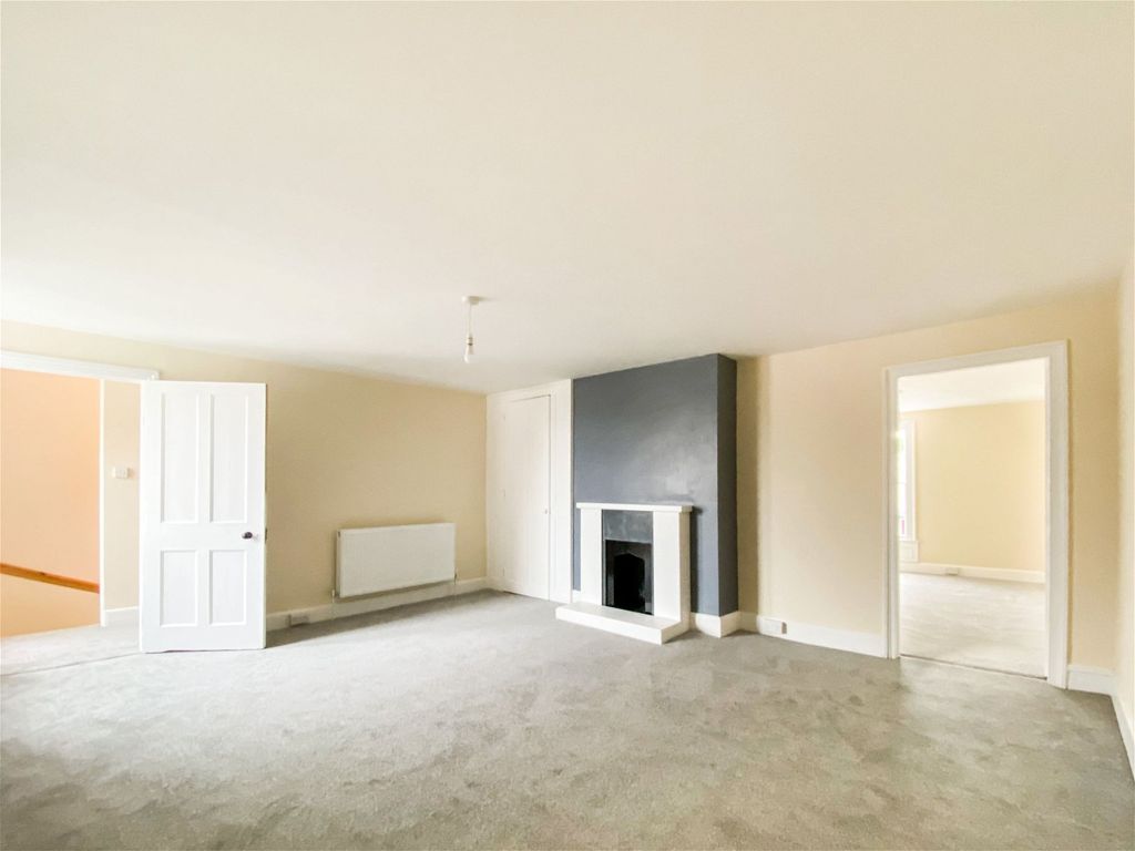 3 bed to rent in Rye Road, Hawkhurst, Cranbrook TN18, £1,000