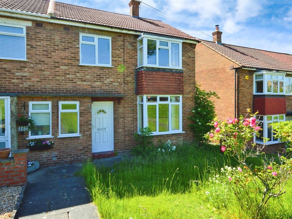 3 bed semidetached house to rent in St. Williams Way, Rochester ME1, £