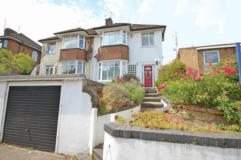 3 bed semidetached house for sale in Farley Hill, Luton LU1 Zoopla