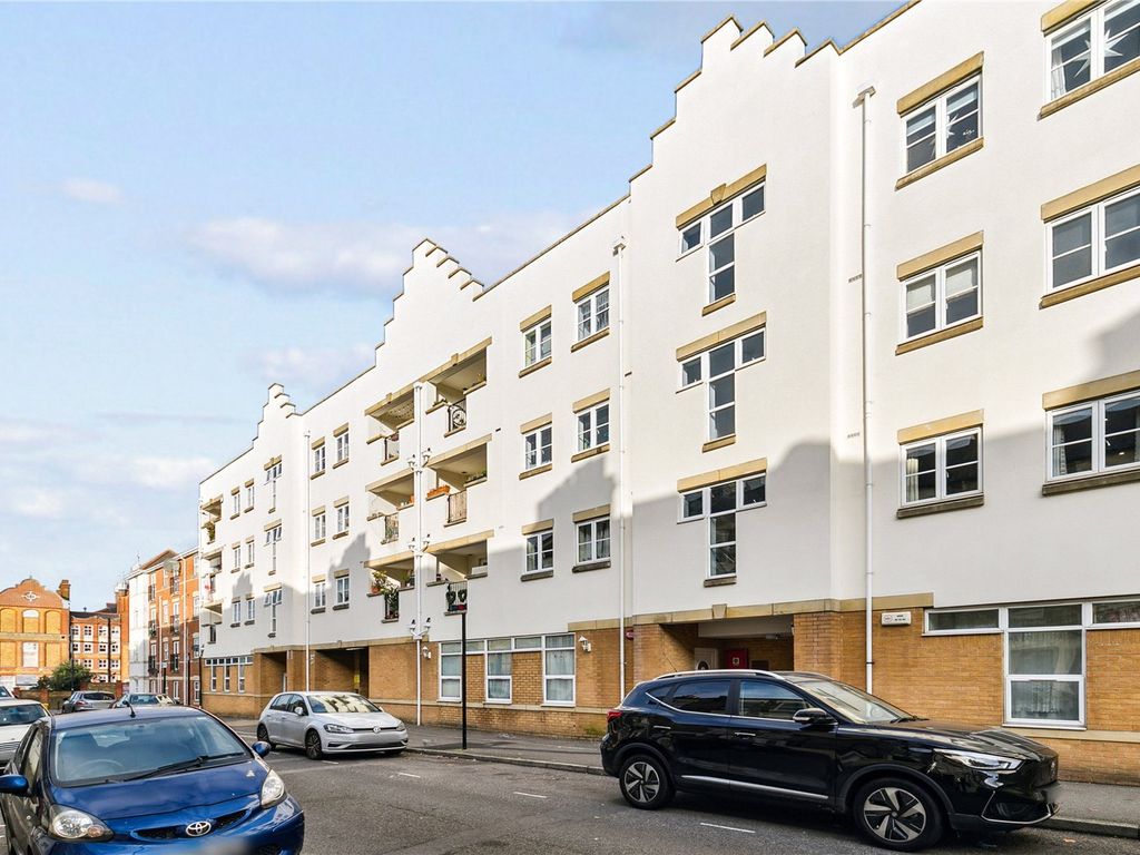 Morrish Road, London SW2  