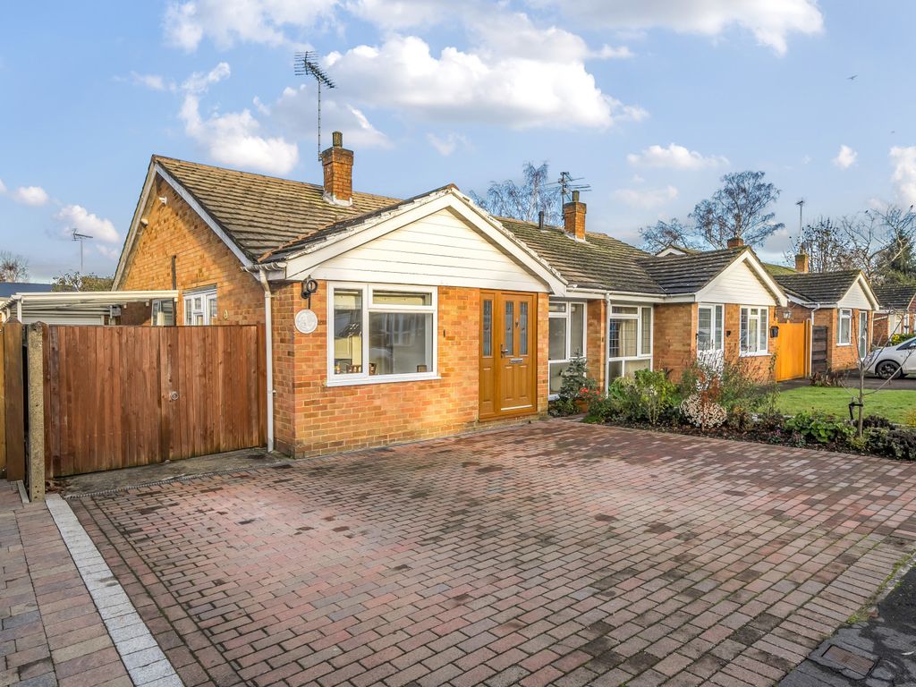 2 bed bungalow for sale in Acacia Close, Woodham KT15, £525,000 Zoopla
