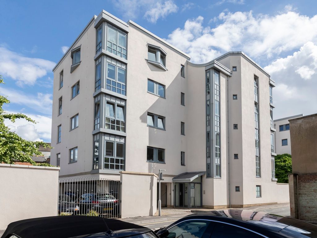 Imperial Lane, Cheltenham GL50  