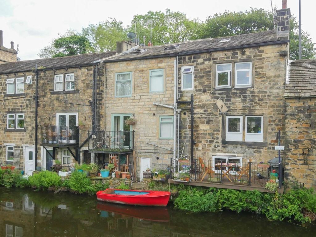2 bed terraced house for sale in Town Street, Rodley LS13 - Zoopla