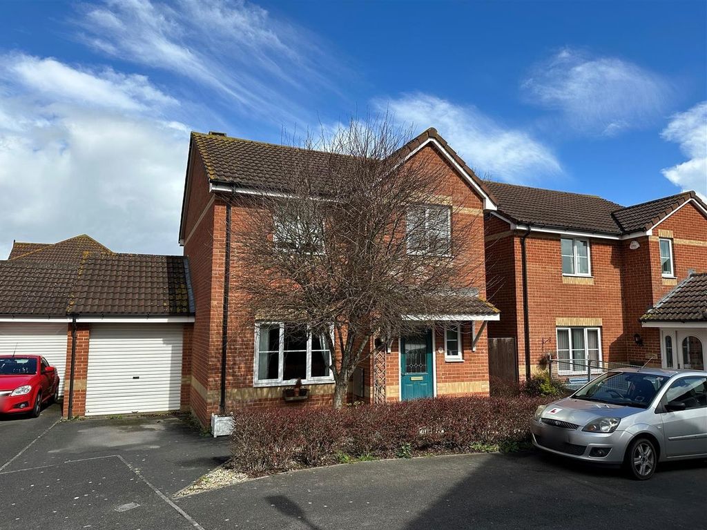 3 bed detached house for sale in Wilde Close, BurnhamOnSea TA8 Zoopla